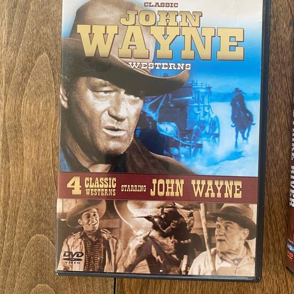 Ultimate John Wayne Collection - Picture 14 of 16